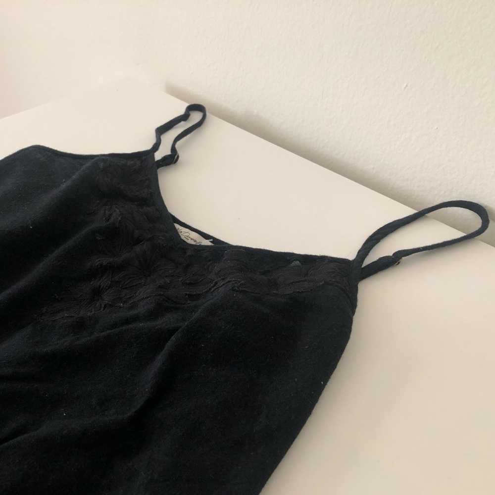 MES DEMOISELLES black cami with embroidery